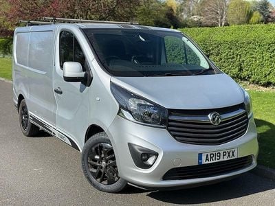 Used Vauxhall Vivaro Edition 125 HP (91 kW) 2019 Silver MPV