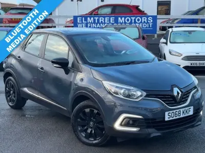 Usado Renault Captur Play 90 CV (66 kW) 2019 Azul SUV