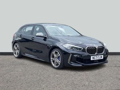 Używany BMW M135 Shadowline 302 KM (222 kW) 2021 Czarny Hatchback