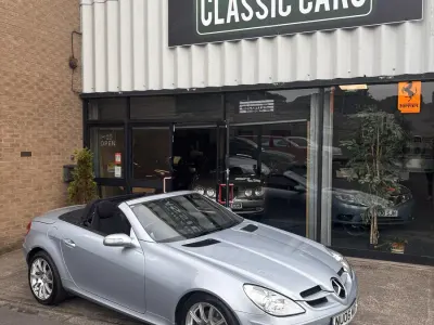 Used Mercedes SLK280 227 HP (166 kW) 2006 Silver Cabriolet