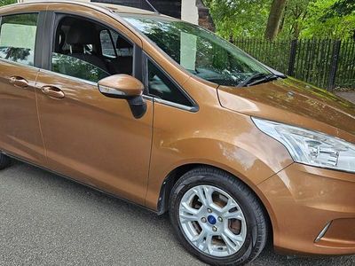 Used Ford B-MAX Zetec 75 HP (55 kW) 2014 Gold MPV
