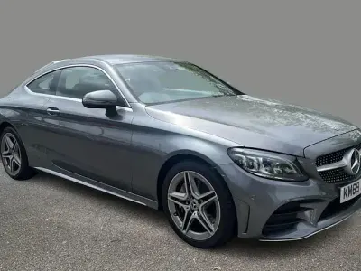 Usado Mercedes C300 AMG Line Premium 258 CV (189 kW) 2019 Gris Coupe