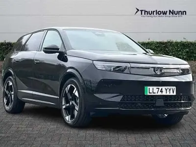 Second-hand Vauxhall Grandland Ultimate 156 kW (213 CP) 2024 Negru SUV