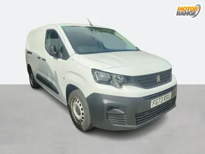 Used Peugeot Partner Premium 100 HP (73 kW) 2023 White MPV