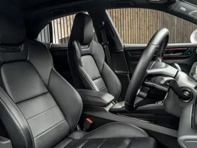 Used Porsche Macan 100 kW (136 HP) 2024 SUV