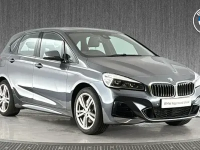 Begagnad BMW 225 Active Tourer M Sport 221 HK (162 kW) 2019 Grå Minibuss