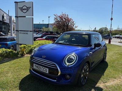 Begagnad Mini Cooper Exclusive 134 HK (98 kW) 2019 Blå Halvkombi