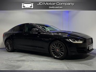 Used Jaguar XE Portfolio 240 HP (176 kW) 2017 Black Sedan