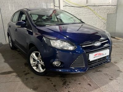 used Ford Focus s 1.6 Zetec Hatchback 5dr Petrol Manual Euro 5 (125 ps) Hatchback