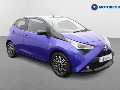 Used Toyota Aygo X-clusiv 72 HP (52 kW) 2020 Blue Hatchback