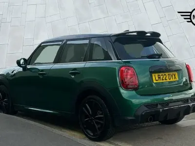 Used Mini Cooper Hatch 134 HP (98 kW) 2022 Green Hatchback