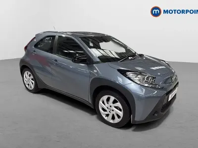 Used Toyota Aygo X PURE 72 HP (52 kW) 2024 Grey SUV