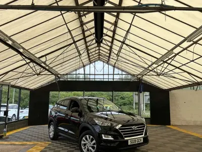 Used Hyundai Tucson SE 132 HP (97 kW) 2019 Black SUV