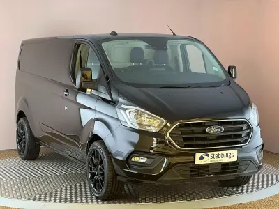 Used Ford Transit Custom Limited 130 HP (95 kW) 2022 Black Van