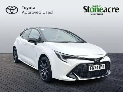 Used Toyota Corolla Sport 196 HP (144 kW) 2024 White Hatchback