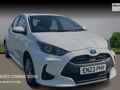 Begagnad Toyota Yaris Hybrid 116 HK (85 kW) 2026 Halvkombi