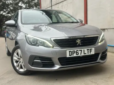 Käytetty Peugeot 308 Active 2018 Harmaa Viistoperä
