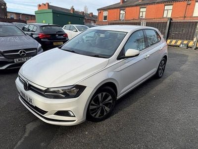 White Used 2018 VW Polo SE Hatchback | £8,999 (Fair price)