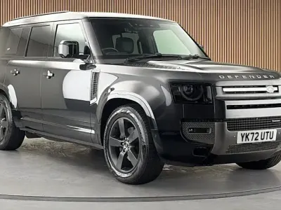 Used Land Rover Defender HSE Dynamic 249 HP (183 kW) 2025 SUV