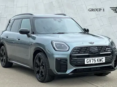 Usado Mini Countryman 215 CV (158 kW) 2025 Verde SUV