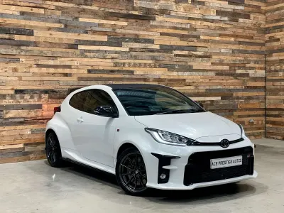 Used Toyota Yaris 2021 White Hatchback