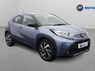 Used Toyota Aygo X 72 HP (52 kW) 2025 Grey SUV