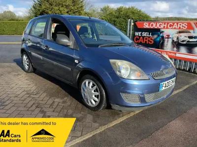 Usado Ford Fiesta Style 75 HP (55 kW) 2006 Azul Citadino