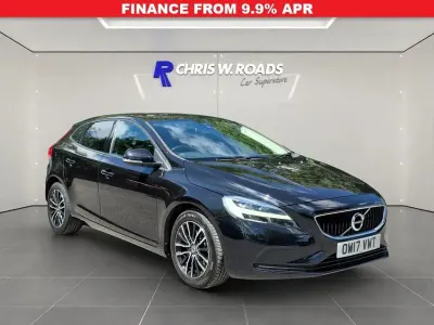 Used Volvo V40 Momentum 2017 Black Hatchback