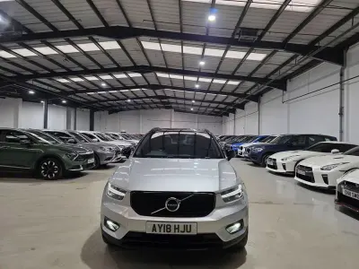 Usado Volvo XC40 2018 Prateado SUV