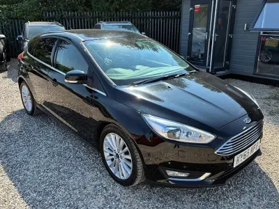 Used Ford Focus Titanium X 182 HP (133 kW) 2016 Black Hatchback