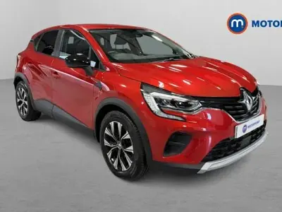 Usado Renault Captur Evolution 143 HP (105 kW) 2024 SUV