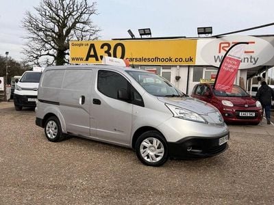 Used Nissan e-NV200 Acenta 80 kW (109 HP) 2020 Silver MPV