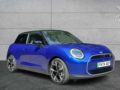 Used Mini Cooper SE Hatch 158 kW (215 HP) 2024 Blue Hatchback