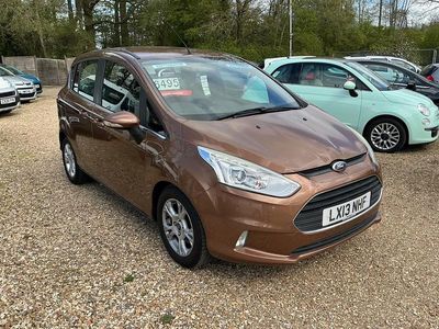 Usado Ford B-MAX Zetec 105 HP (77 kW) 2013 Dourado Monovolume
