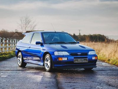 Used Ford Escort RS 227 HP (166 kW) 1995 Imperial blue Hatchback