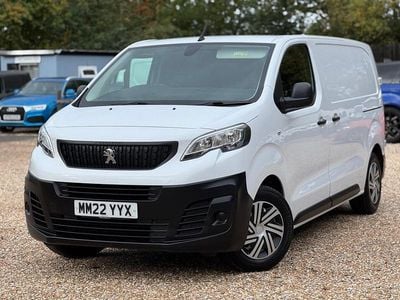 White Used 2022 Peugeot Expert Premium Van | £9,444 (Good price)
