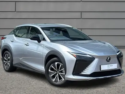 Usado Lexus RZ 450e 230 kW (313 CV) 2025 Sonic platinum SUV
