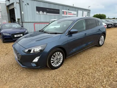 Used Ford Focus Titanium 125 HP (91 kW) 2019 Blue Hatchback