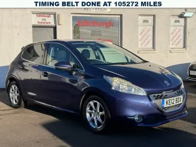 Używany Peugeot 208 Allure 68 KM (50 kW) 2012 Niebieski Hatchback