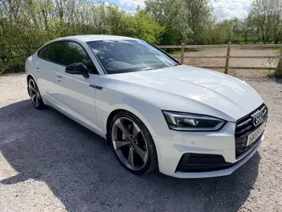 Usado Audi A5 Sportback Black Edition 190 HP (139 kW) 2019 Branco Citadino
