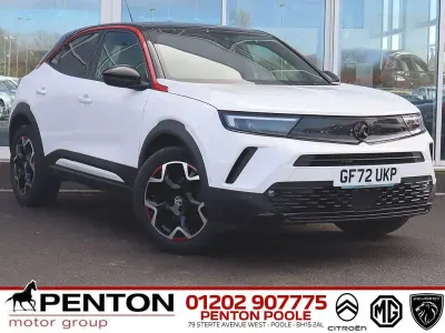 Used Vauxhall Mokka GS Line 99 HP (72 kW) 2022 White SUV