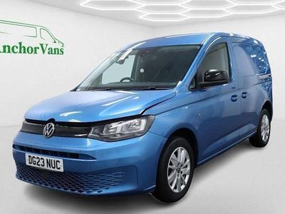 Begagnad VW Caddy Pro 122 HK (89 kW) 2023 Blå Minibuss