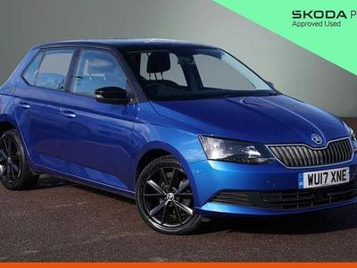 Used Skoda Fabia 66 HP (48 kW) 2017 Race blue metallic Hatchback