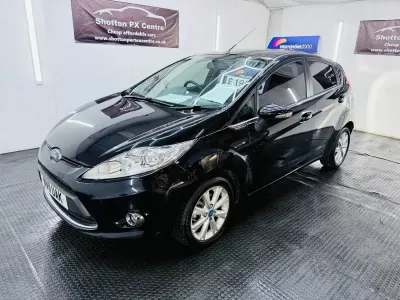 Usado Ford Fiesta Zetec 96 HP (70 kW) 2011 Preto Citadino