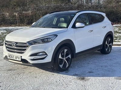 White Used 2016 Hyundai Tucson Premium SE SUV | £8,100 (Fair price)
