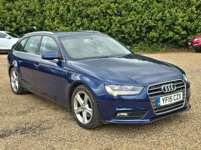 Second-hand Audi A4 Comfort 163 CP (119 kW) 2015 Albastru Break