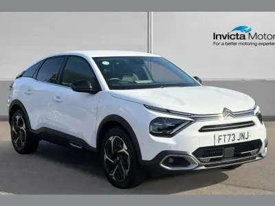 Used Citroën C4 PureTech 131 HP (96 kW) 2023 Polar white SUV