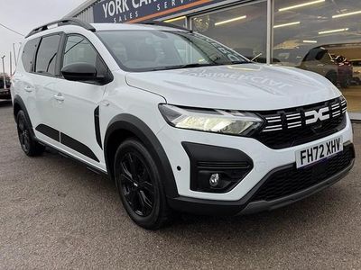 White Used 2023 Dacia Jogger Extreme MPV | £10,890