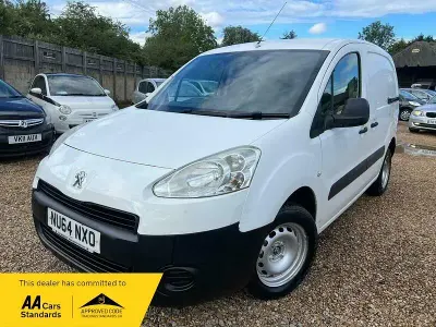 Used Peugeot Partner S 2014 White