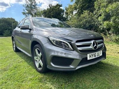 Mercedes GLA220